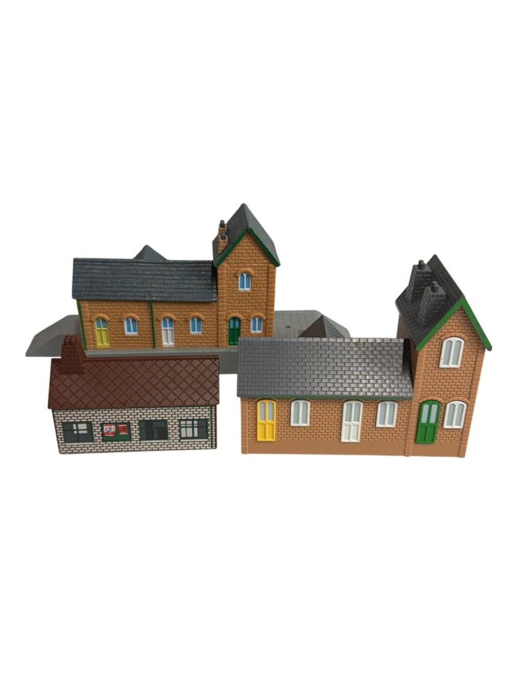 Thomas & Friends Die-Cast Train Building Playset Lot Includes Engines Buildings - Picture 3 of 11